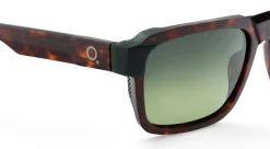 TWO GUNS